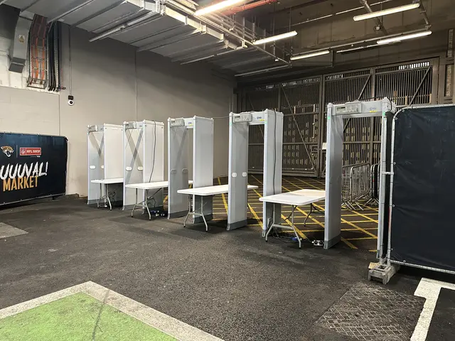 Walk-through metal detectors ready for hire at RedteQ
